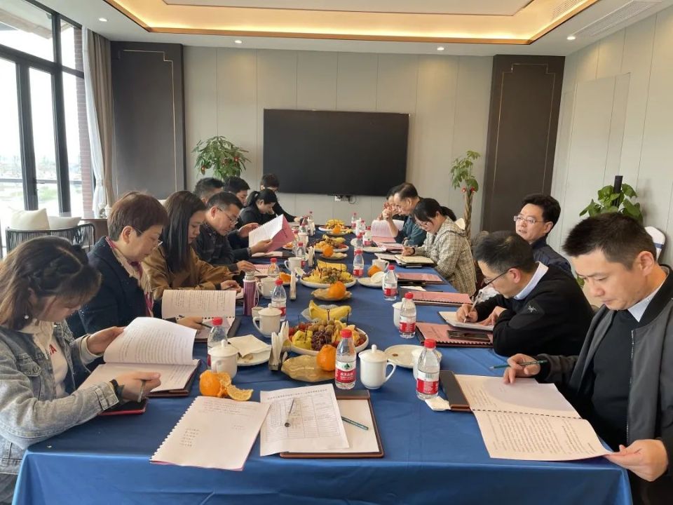 尊龙凯时小贷参加市小贷协会三届十一次常务理事会