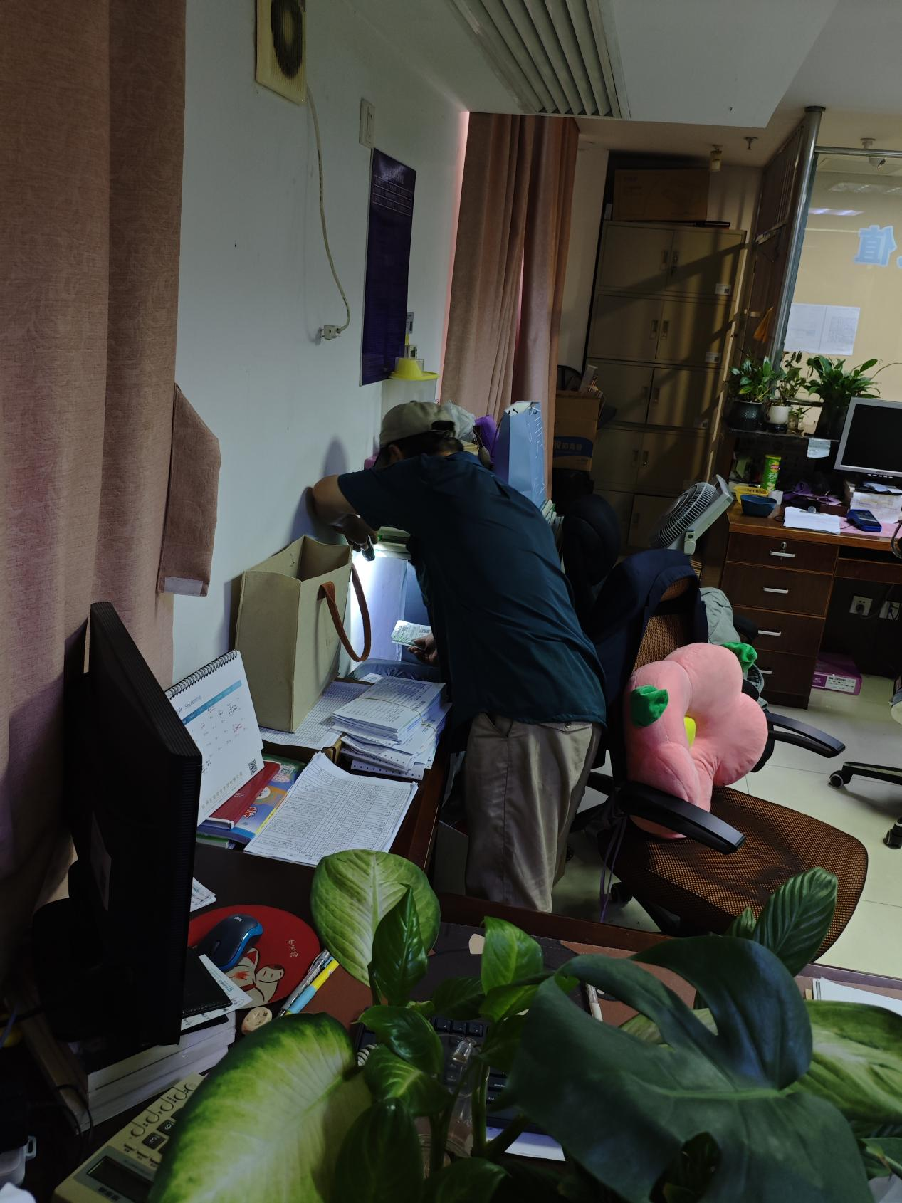 驱除“四害”，，，，，“卫”爱同行
