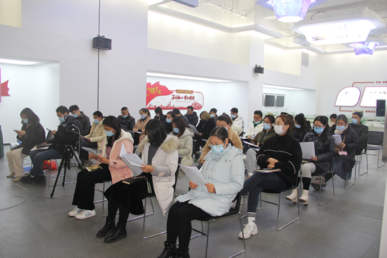 新形势、新篇章、新方向 ——尊龙凯时文创集团召开2021总结表彰大会
