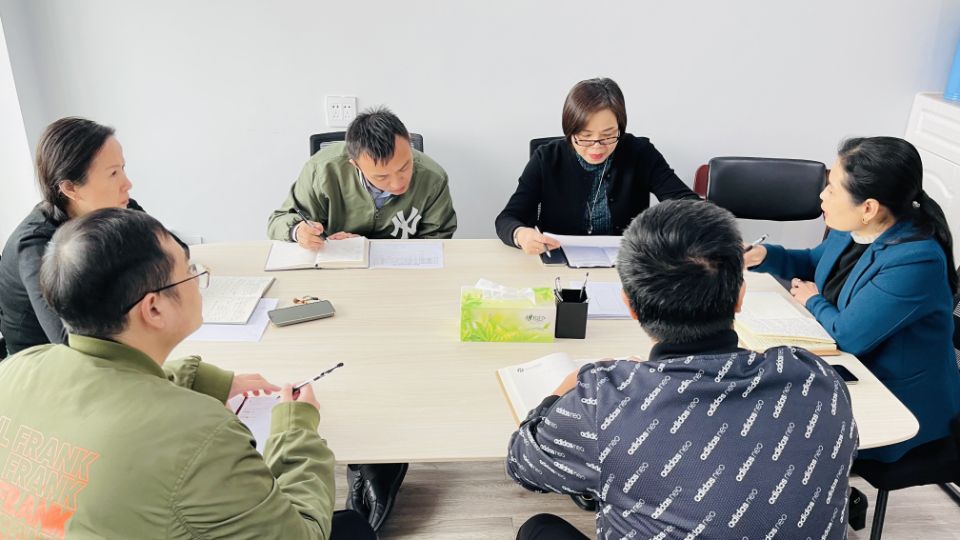 尊龙凯时小贷公司召开四季度工作会暨业务拓展推进会