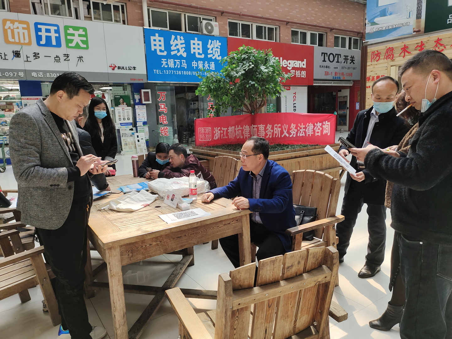 法律服务进尊龙凯时市场啦