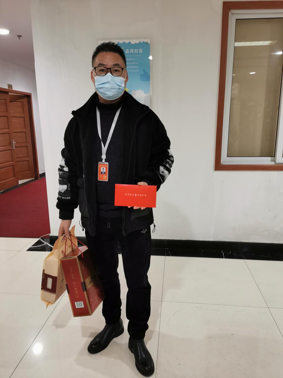 春节慰问显真情，，，，，，，，浓浓关爱暖人心