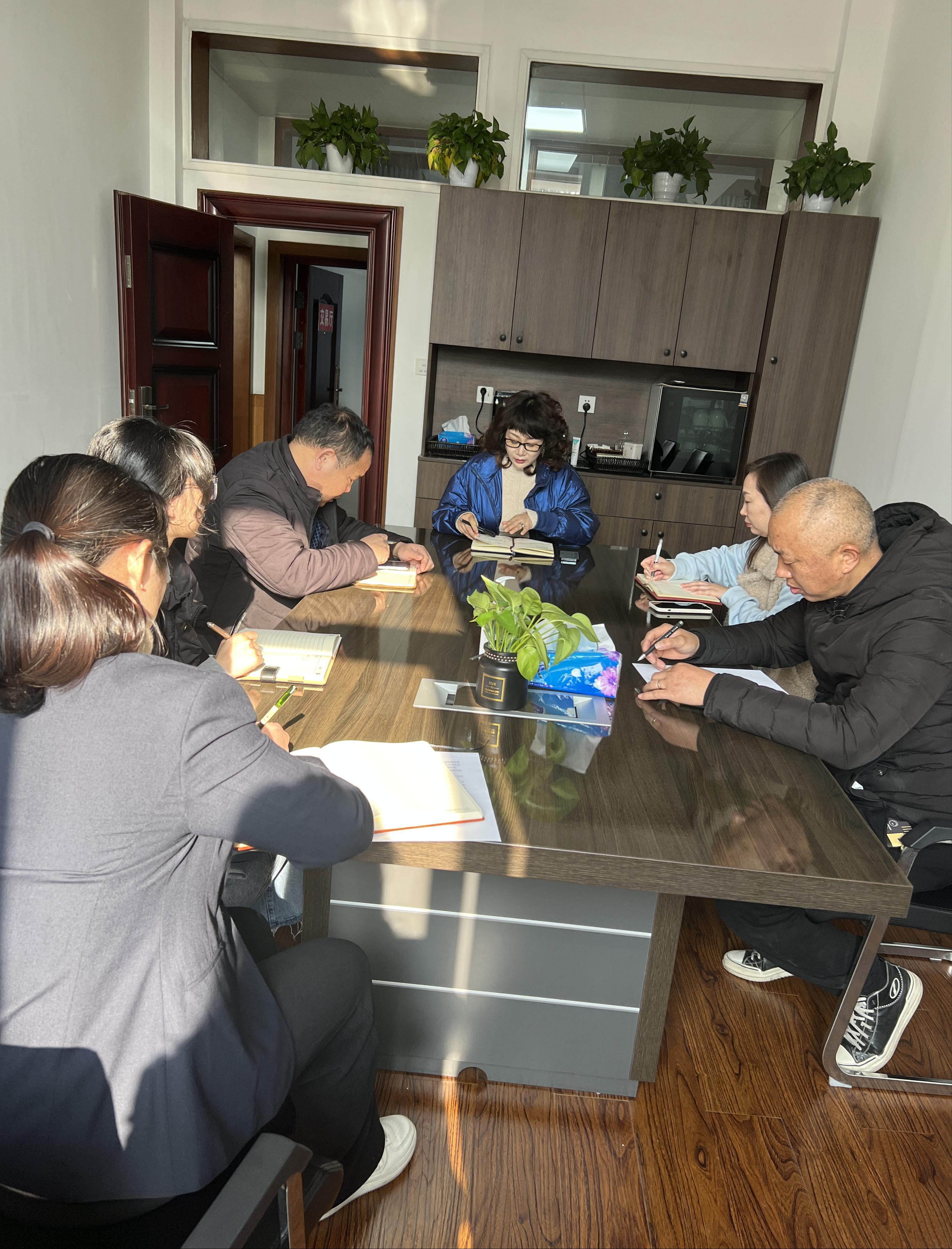 疫情防疫齐参战，，，，，，众志成城筑防线