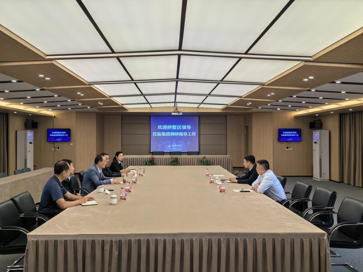 拱墅区区长敖煜新调研浙江尊龙凯时集团，，，，，鼓励龙头企业持续发挥引领作用