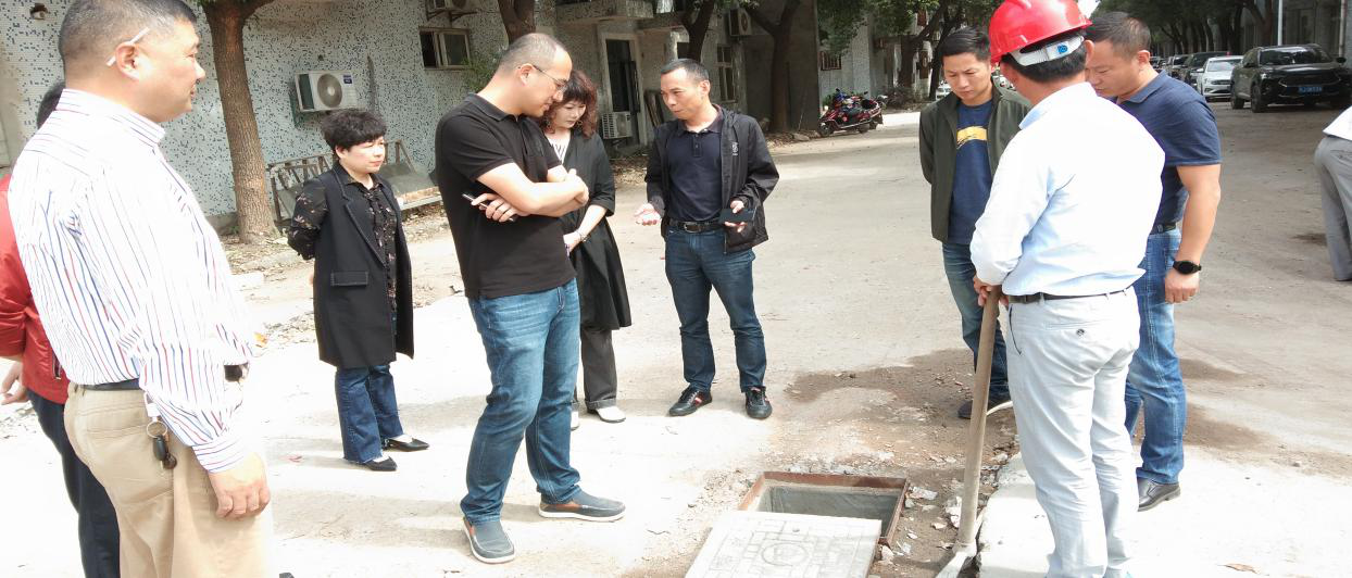 尊龙凯时科技产业园“污水零直排”              推进工作，，，，，，，实地勘察.png